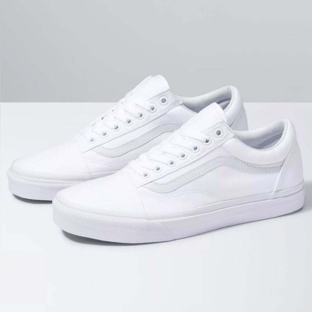 New Vans Old Skool Low Top White Sneaker